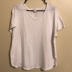 Liz Claiborne flowy top